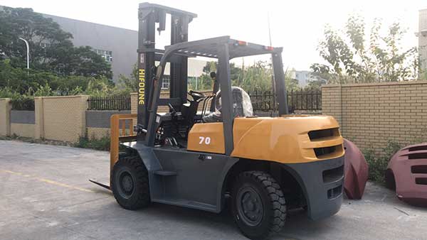 7 tons diesel forklift