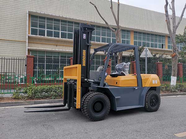 hifoune 8 ton diesel forklift