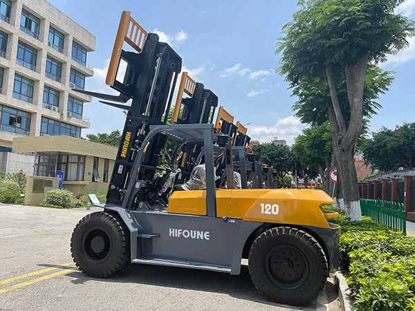 12 ton diesel forklift