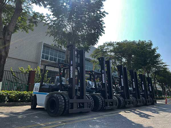 hifoune 5 ton diesel forklift