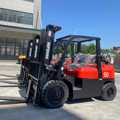 LP gas forklift