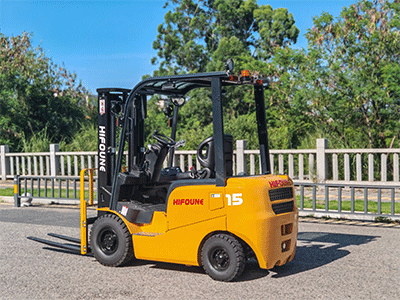 Need a 1.5T Forklift That Masters Both Warehouses and Yards?