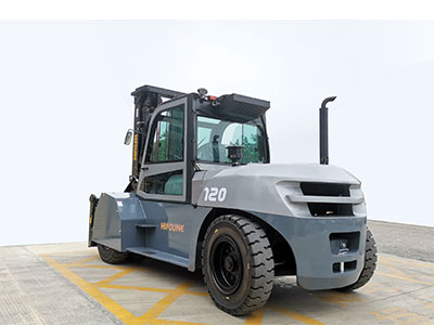 What are the technical characteristics of ultra-low temperature cold storage forklifts?