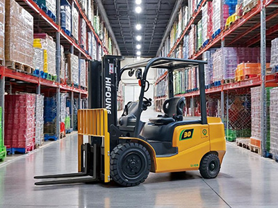 What is the core technology of HIFOUNE's lithium battery forklift?
