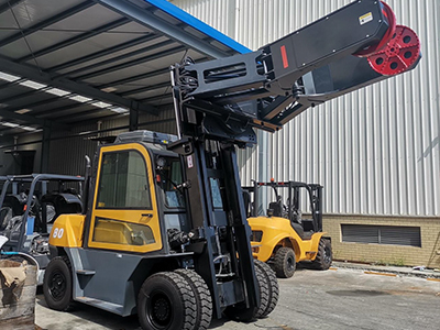 Forklift with tire fittings