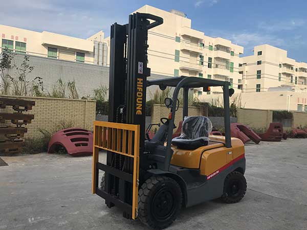 How to prevent internal combustion forklifts from catching fire