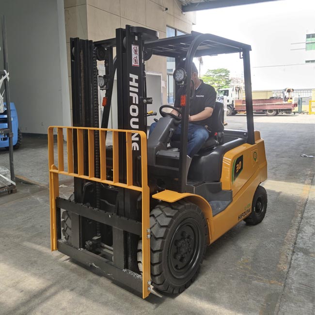 Safe Use of Forklift Batteries
